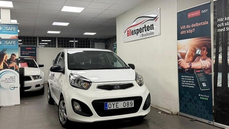 Vit Begagnad 2011 Kia Picanto Halvkombi | 58 900 kr (Marknadspris) - Bild 1/4