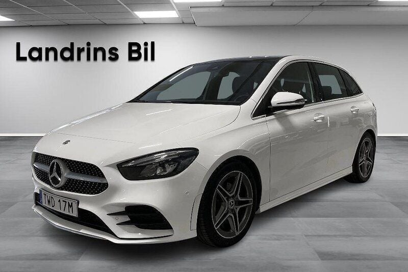 Vit Begagnad 2019 Mercedes B200 AMG line Minibuss | 279 900 kr (Marknadspris) - Bild 1/4