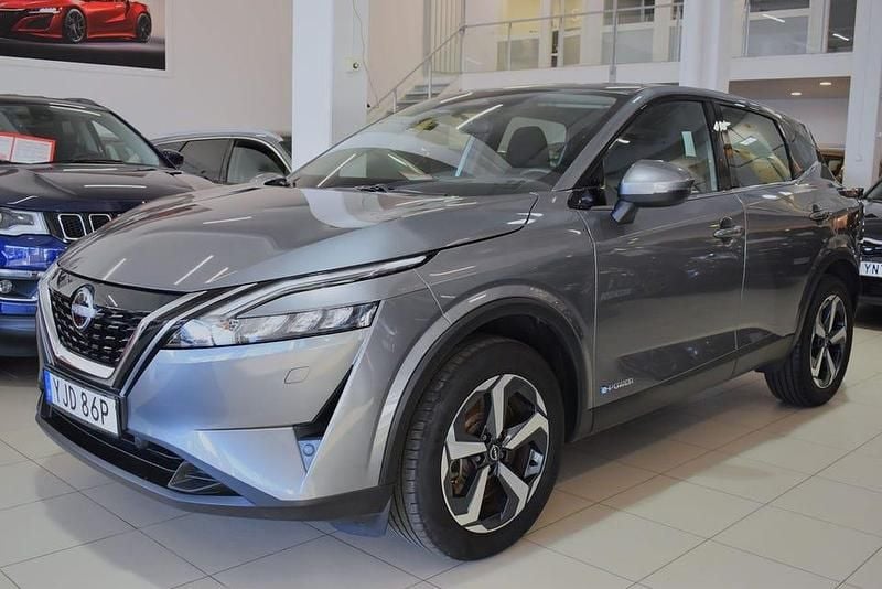 Grå Begagnad 2023 Nissan Qashqai SUV | 299 000 kr (Bra pris) - Bild 1/4