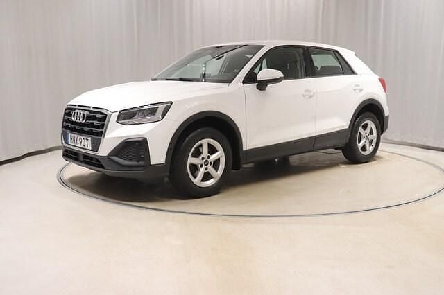 Vit Begagnad 2020 Audi Q2 Proline SUV | 224 900 kr (Bra pris) - Bild 1/4