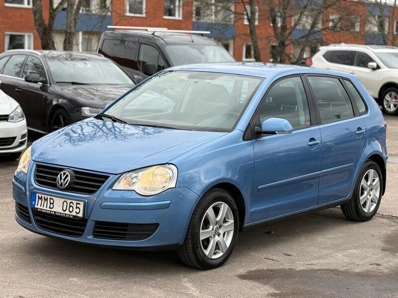 Blå Begagnad 2007 VW Polo Halvkombi | 39 500 kr (Marknadspris) - Bild 1/4