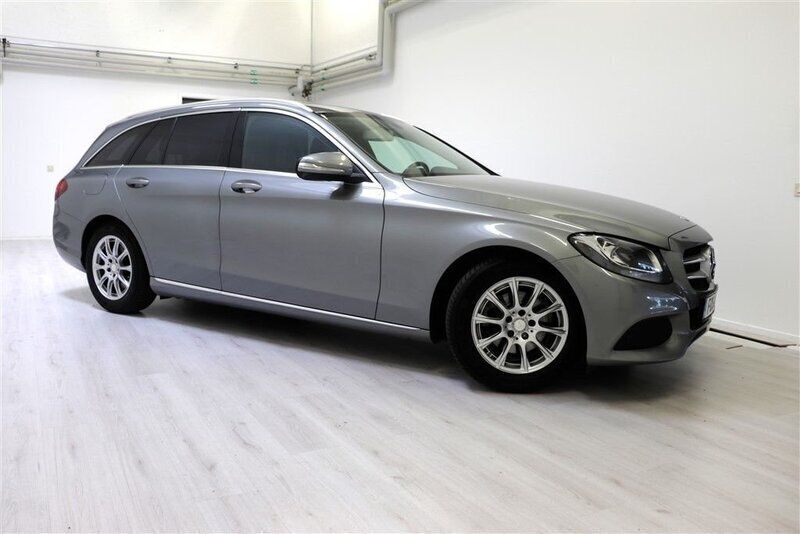 Silver Begagnad 2014 Mercedes C180 Kombi | 159 900 kr (Lite dyr) - Bild 1/4