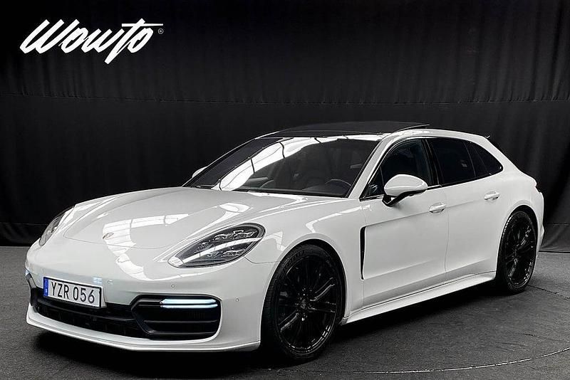 Vit Begagnad 2017 Porsche Panamera Sport Turismo Kombi | 569 800 kr (Superpris) - Bild 1/3