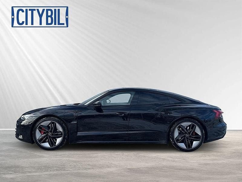 Begagnad Audi e-tron GT quattro 2022 Svart Sedan