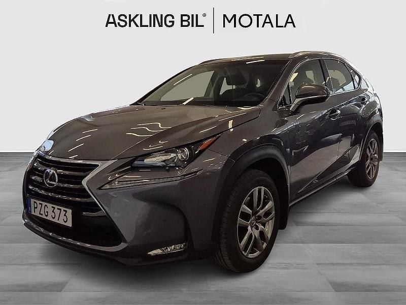 Begagnad Lexus NX300h 197 HK (144 kW) 2015 Grå SUV