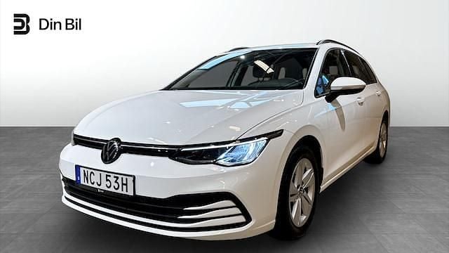 Begagnad 2022 VW Golf VIII Life | 269 900 kr (Lite dyr) - Bild 1/4