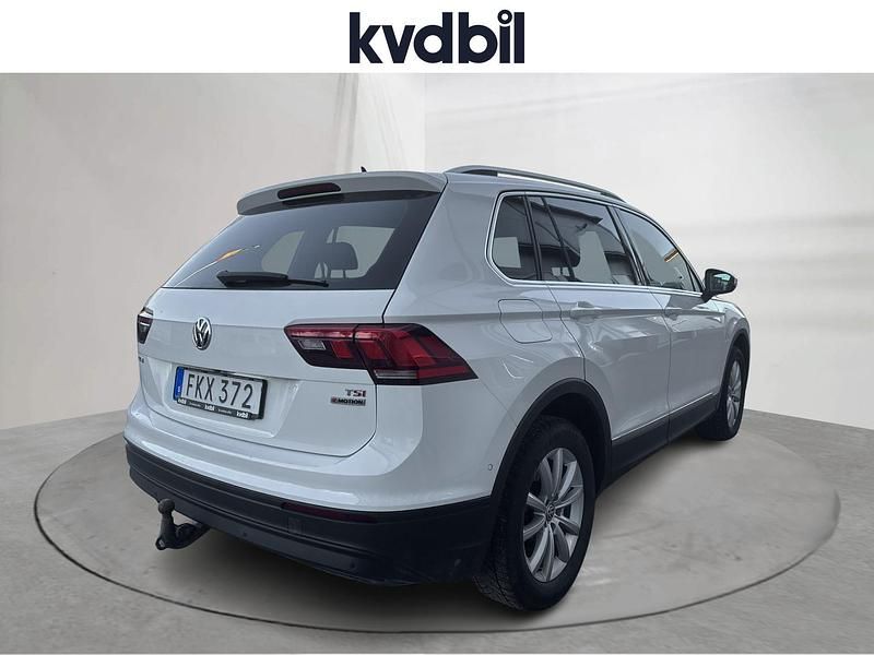 Begagnad VW Tiguan 2018 Vit SUV