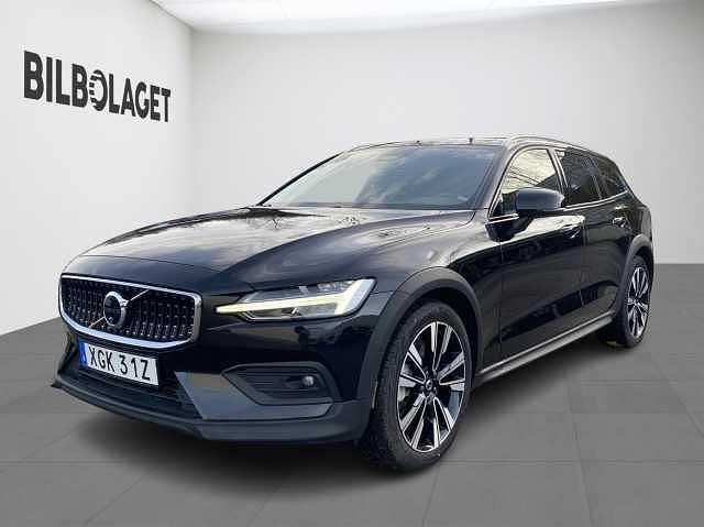 Begagnad 2024 Volvo V60 CC Kombi | 484 800 kr (Lite dyr) - Bild 1/4