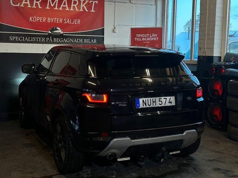 Begagnad Land Rover Range Rover evoque Pure 150 HK (110 kW) 2011 Svart SUV