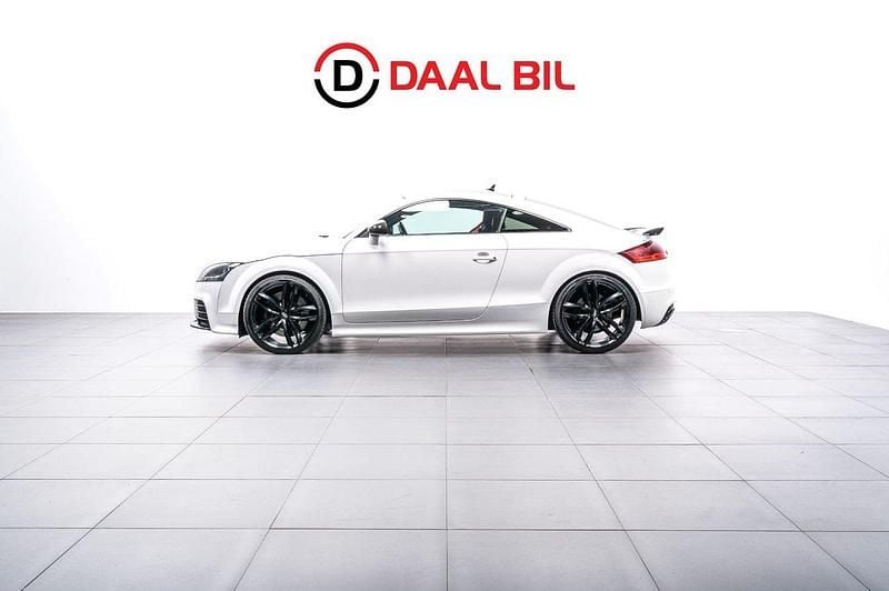 Vit Begagnad 2011 Audi TT RS Exclusive Sportkupé | 339 700 kr - Bild 1/4