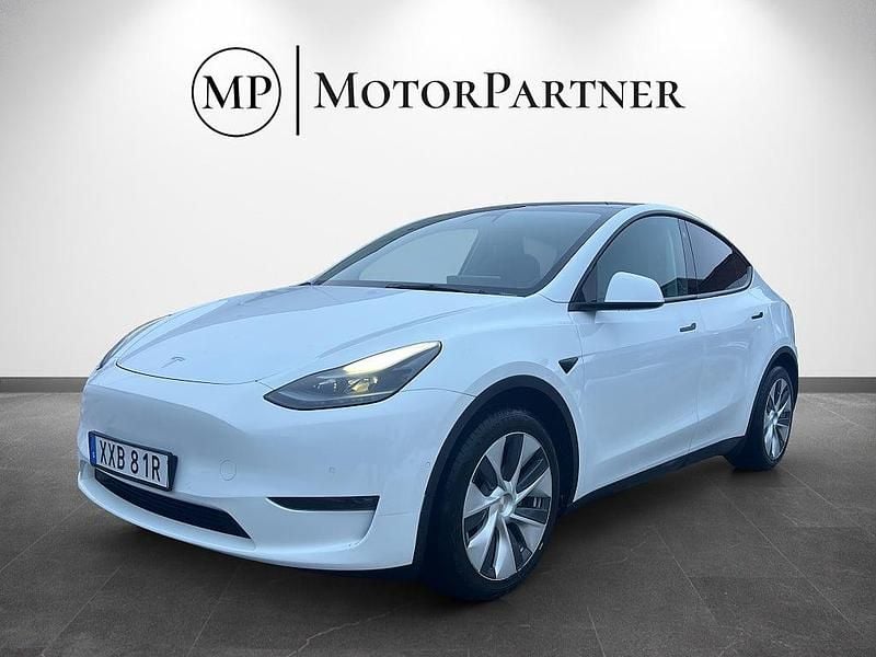 Begagnad Tesla Model Y Long Range AWD 378 kW (514 HK) 2021 Vit SUV