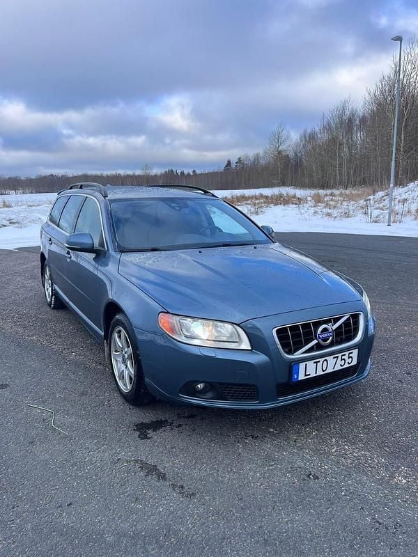Begagnad Volvo V70 Momentum 163 HK (119 kW) 2012 Kombi