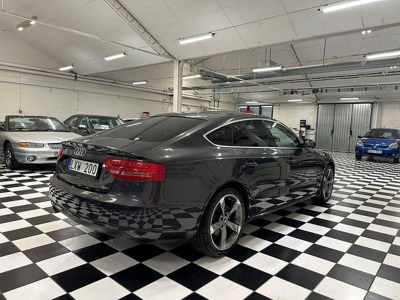 Begagnad Audi A5 Sportback Comfort 170 HK (125 kW) 2011 Grå Halvkombi