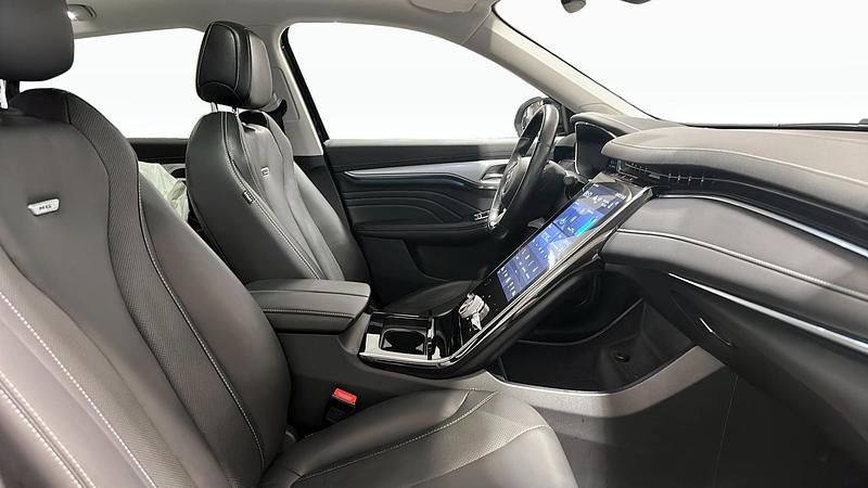 Begagnad MG Marvel R Luxury 132 kW (180 HK) 2022 Svart SUV