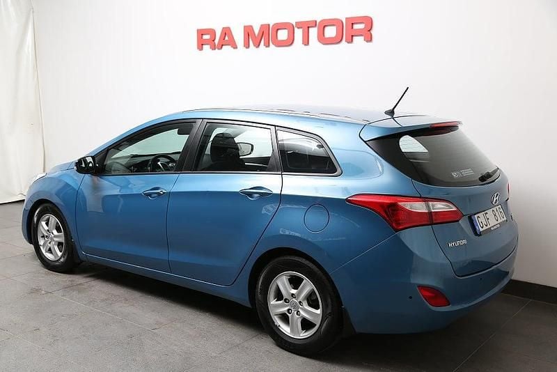 Begagnad Hyundai i30 135 HK (99 kW) 2012 Blå Kombi