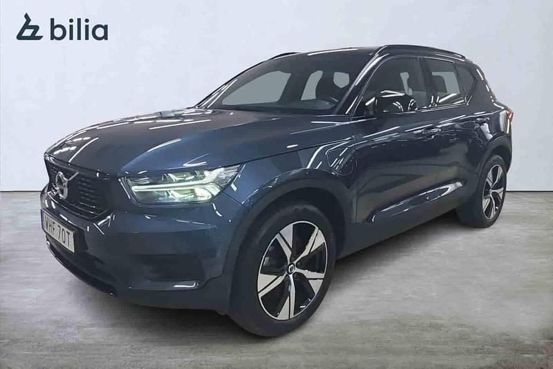 Blå Begagnad 2022 Volvo XC40 SUV | 349 000 kr - Bild 1/1