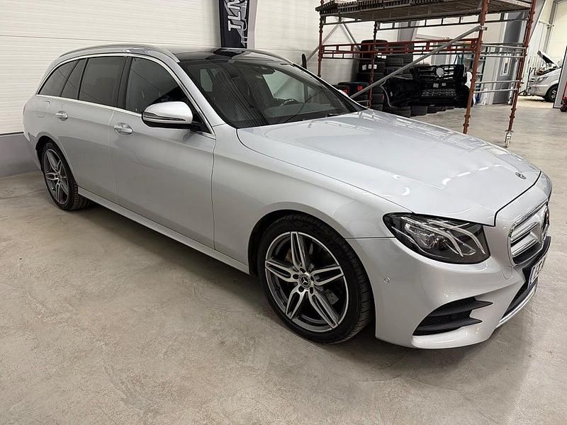 Begagnad Mercedes E220 AMG 194 HK (142 kW) 2018 Silver Kombi