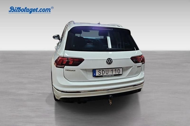 Begagnad VW Tiguan R-line 151 HK (111 kW) 2019 Vit SUV