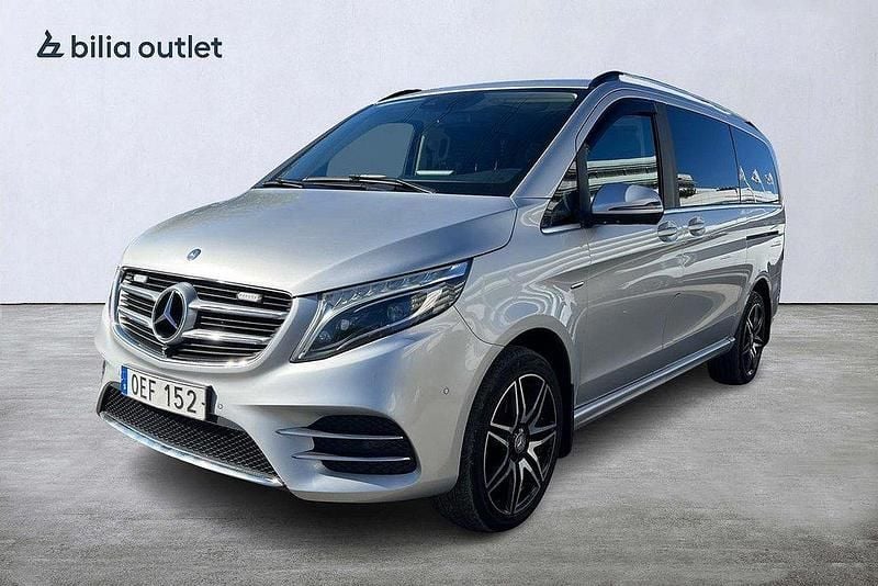 Begagnad Mercedes V250 2016 Silver Minibuss