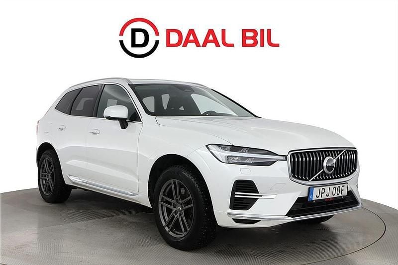 Begagnad Volvo XC60 Core 350 HK (257 kW) 2022 Vit SUV