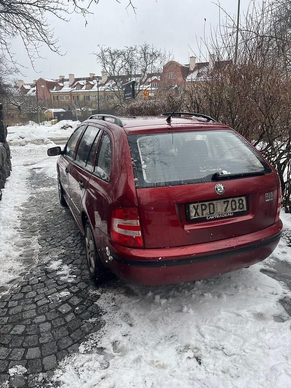 Begagnad Skoda Fabia 64 HK (47 kW) 2006 Kombi