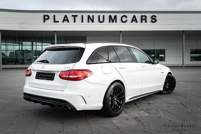 Begagnad Mercedes C63 AMG AMG 476 HK (350 kW) 2018 Vit Kombi
