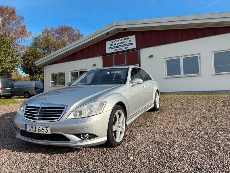 Silver Begagnad 2008 Mercedes S500 AMG Sedan | 269 000 kr - Bild 1/4