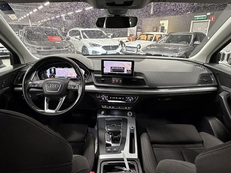 Begagnad Audi Q5 190 HK (139 kW) 2018 Grå metallic SUV