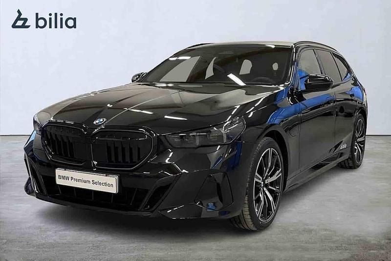 Begagnad BMW 550e 2026 Svart Kombi