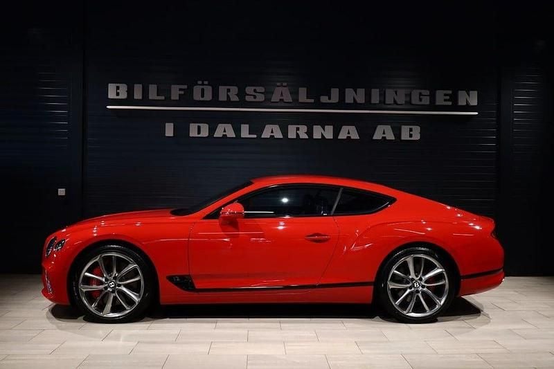 Begagnad Bentley Continental GT 635 HK (467 kW) 2018 Röd Sportkupé