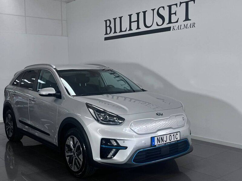 Grå Begagnad 2019 Kia e-Niro EX SUV | 275 000 kr (Lite dyr) - Bild 1/4