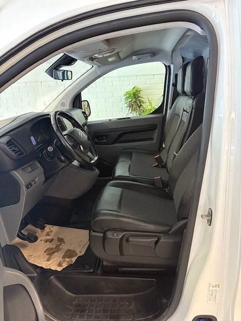 Begagnad Citroën Jumpy 122 HK (89 kW) 2020 Vit Minibuss