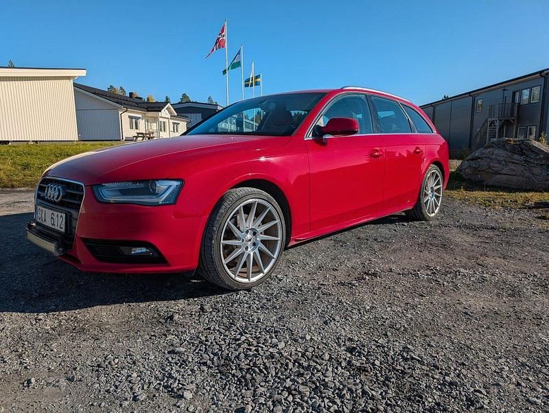 Röd Begagnad 2014 Audi A4 Kombi | 119 000 kr (Lite dyr) - Bild 1/4