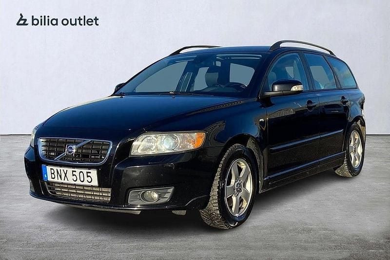 Svart Begagnad 2009 Volvo V50 Kombi | 30 000 kr (Bra pris) - Bild 1/3
