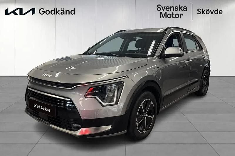 Grå Begagnad 2022 Kia Niro SUV | 299 200 kr (Bra pris) - Bild 1/4