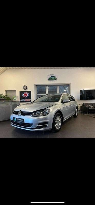 Silver Begagnad 2016 VW Golf VII Kombi | 103 000 kr (Marknadspris) - Bild 1/4