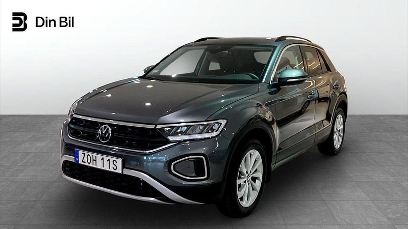 Grå Begagnad 2025 VW T-Roc Edition SUV | 314 900 kr (Lite dyr) - Bild 1/4