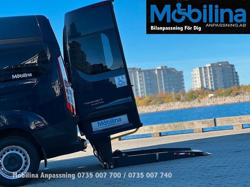 Begagnad 2018 Ford Transit Custom Kombi | 349 000 kr - Bild 1/4