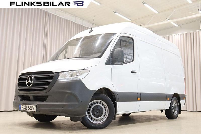 Vit Begagnad 2021 Mercedes Sprinter Van | 289 900 kr (Superpris) - Bild 1/4