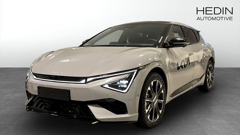 Grå (grey) Begagnad 2025 Kia EV6 GT-Line SUV | 599 500 kr (Dyr) - Bild 1/4