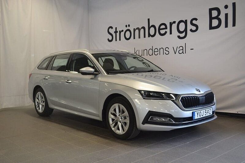 Silver Begagnad 2023 Skoda Octavia Style Kombi | 299 000 kr (Marknadspris) - Bild 1/4