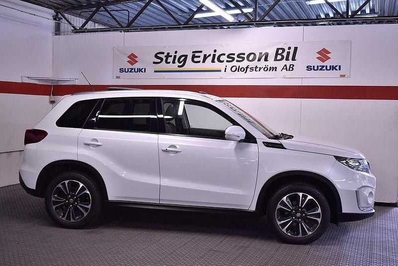 Begagnad Suzuki Vitara 130 HK (95 kW) 2019 Vit SUV