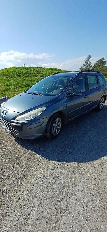 Grå Begagnad 2006 Peugeot 307 Kombi | 15 500 kr (Bra pris) - Bild 1/4