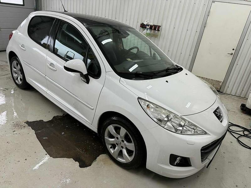 Begagnad 2010 Peugeot 207 Halvkombi | 40 000 kr (Marknadspris) - Bild 1/4