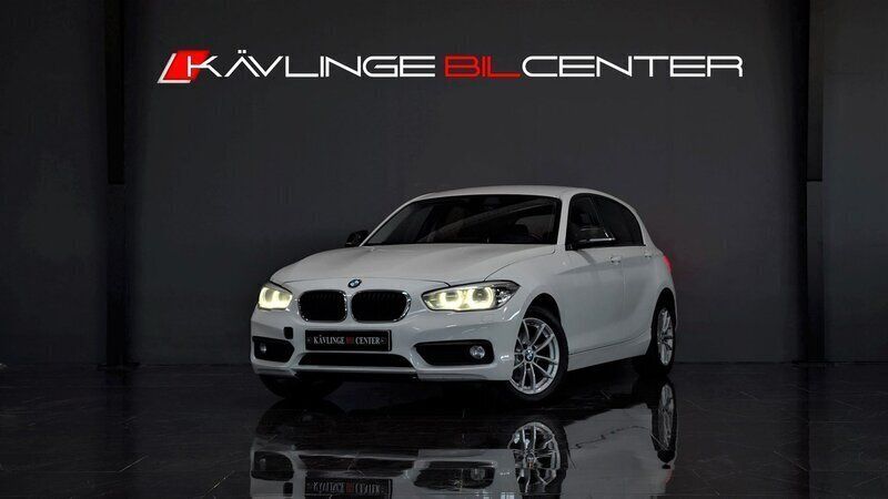 Vit Begagnad 2016 BMW 116 Advantage Halvkombi | 132 900 kr (Marknadspris) - Bild 1/4