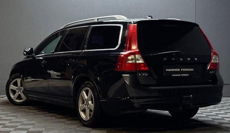 Begagnad Volvo V70 Summum 231 HK (169 kW) 2010 Svart Kombi