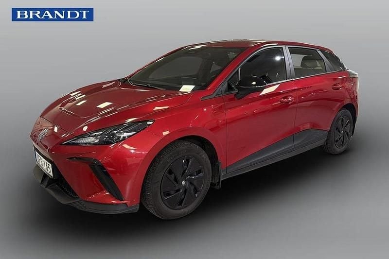 Röd Begagnad 2023 MG MG4 EV Halvkombi | 219 000 kr (Marknadspris) - Bild 1/4
