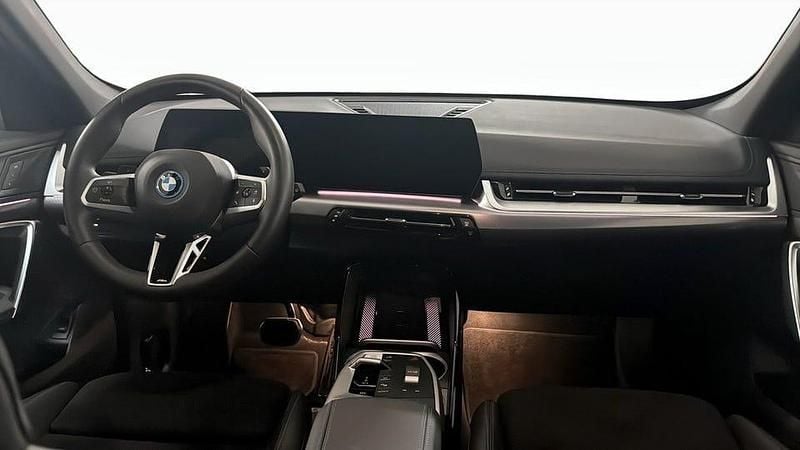 Begagnad BMW X1 M Sport 136 HK (100 kW) 2025 Silver SUV