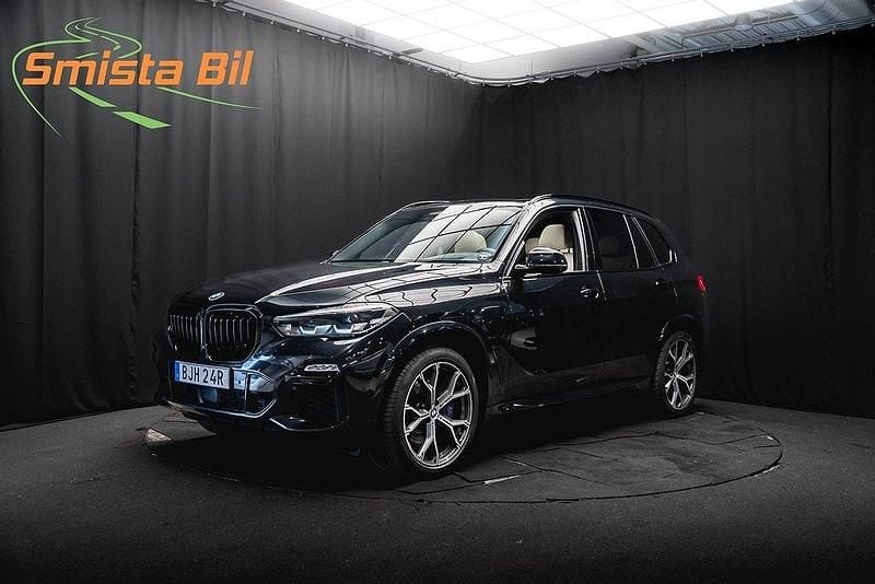 Svart Begagnad 2019 BMW X5 M Sport SUV | 494 900 kr (Marknadspris) - Bild 1/3