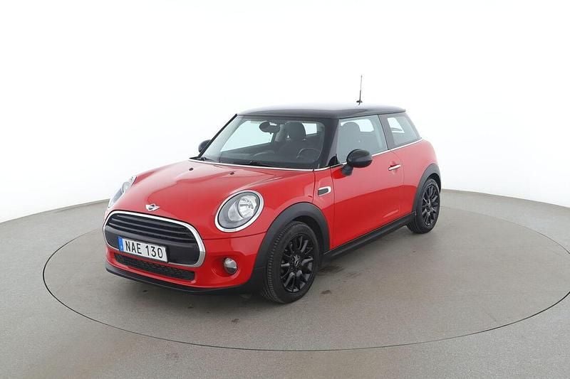 Röd Begagnad 2018 Mini Cooper Pepper Halvkombi | 137 000 kr (Marknadspris) - Bild 1/3